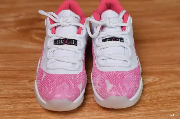 Bmlin shoes Pink AH7860-106 Air Snakeskin Low Jordan WMNS 11 0518